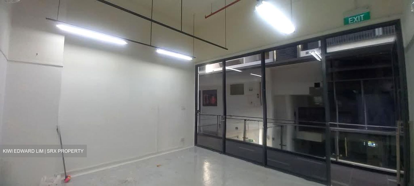 The Promenade@Pelikat (D19), Shop House #543655591